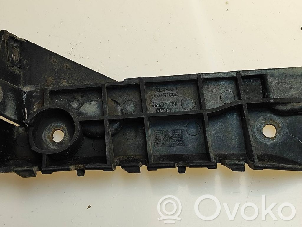 Audi A4 S4 B6 8E 8H Front bumper mounting bracket 