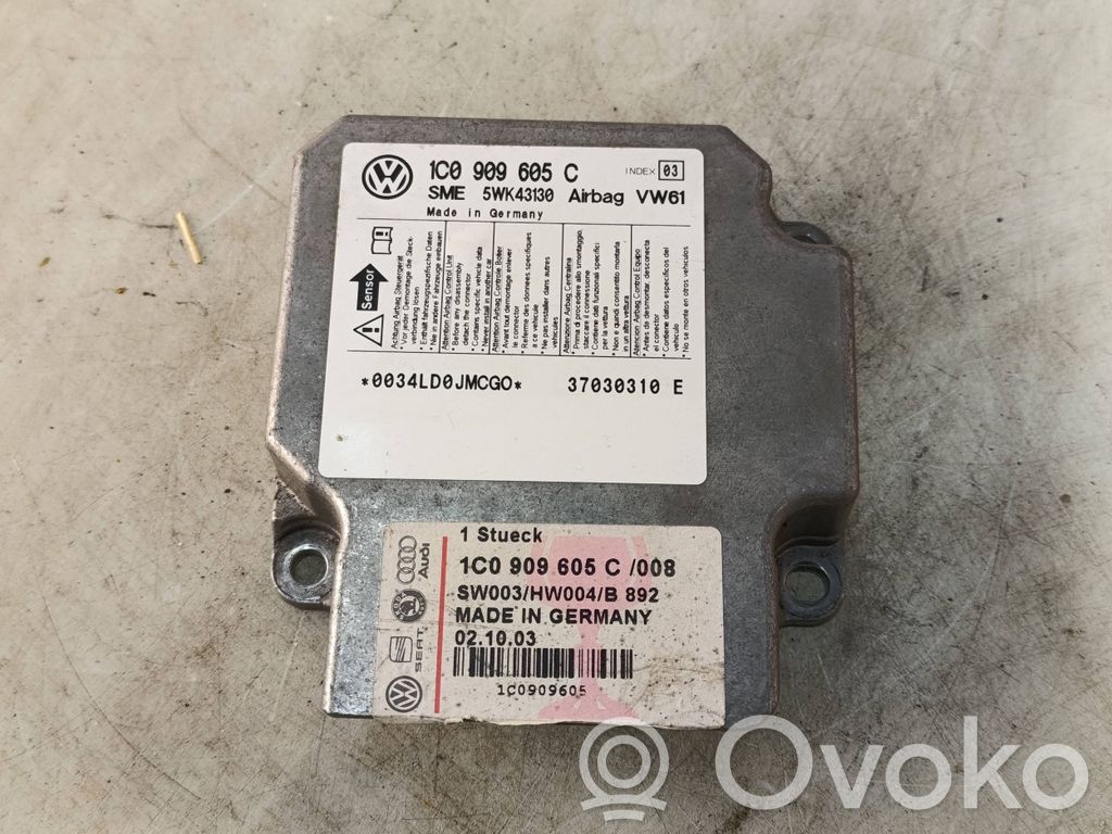 Volkswagen PASSAT B5.5 Airbag control unit/module 
