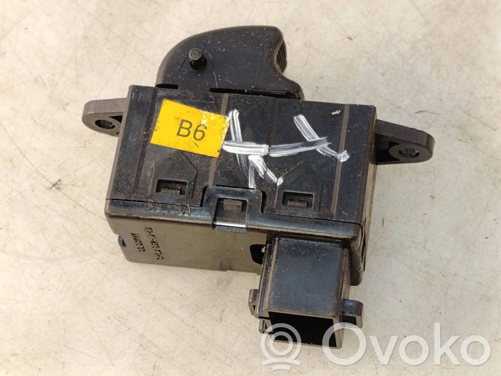 Daewoo Nubira Electric window control switch 
