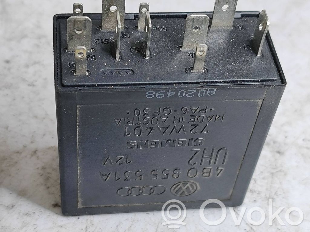 Audi A6 S6 C5 4B Lasinpyyhkimen rele 