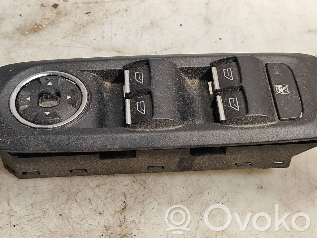 Ford Mondeo MK IV Electric window control switch 