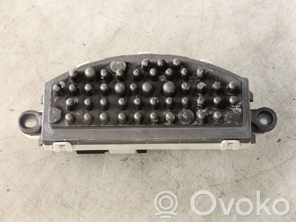 BMW 4 F32 F33 Rezystor / Opornik dmuchawy nawiewu 
