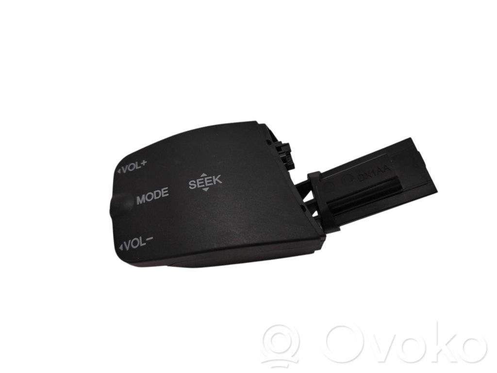 Ford Focus Sound control switch 