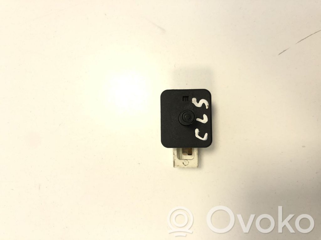 Mercedes-Benz CLS C219 Rear door sensor 