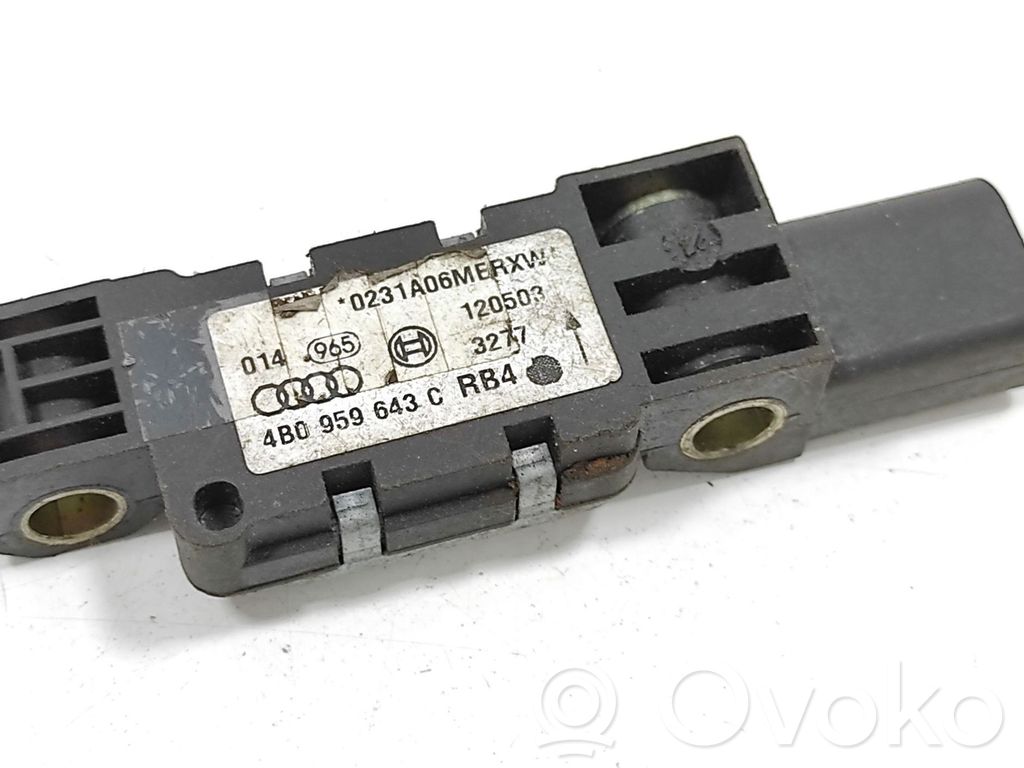 Audi A6 S6 C5 4B Airbag deployment crash/impact sensor 
