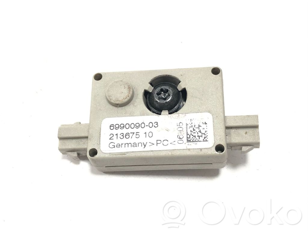 BMW 3 E90 E91 Antenos stiprintuvas 