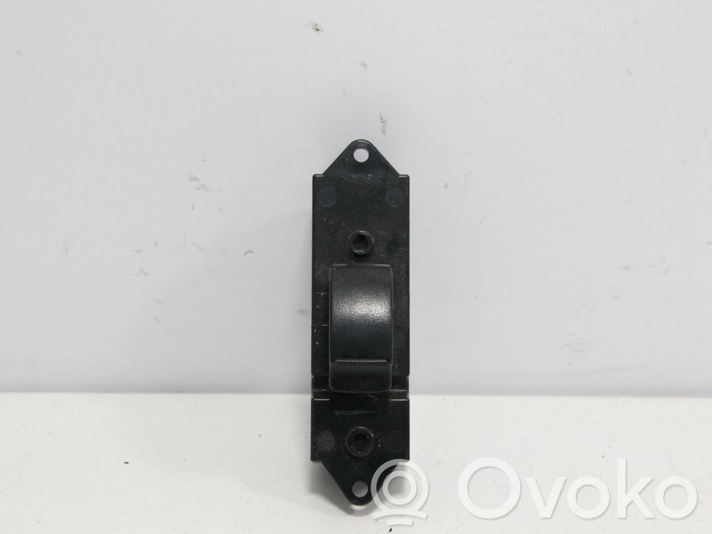 Citroen C-Crosser Electric window control switch 
