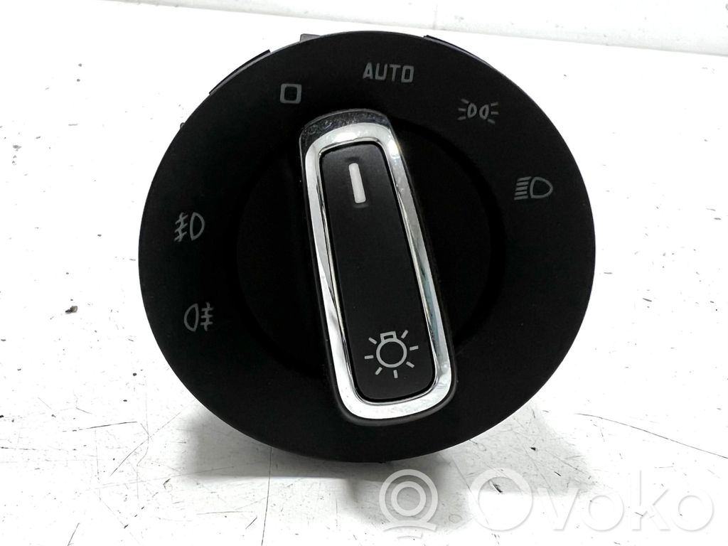 Skoda Superb B6 (3T) Light switch 