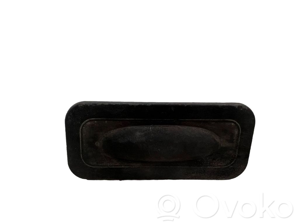 Renault Scenic II -  Grand scenic II Tailgate opening switch 