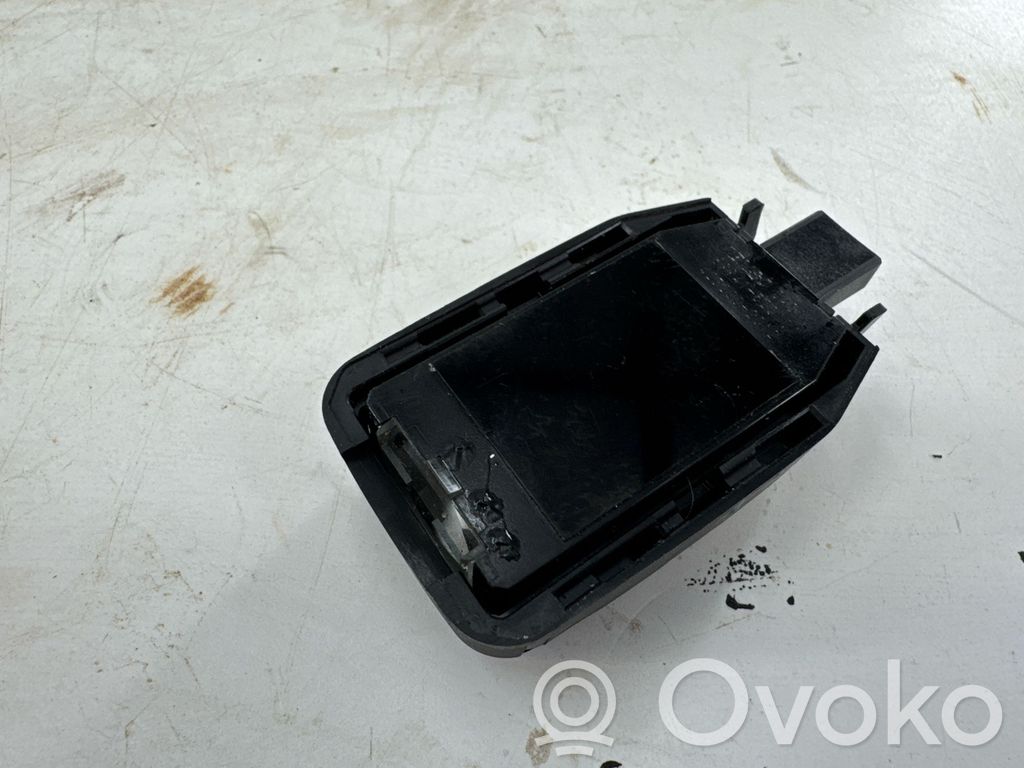 Toyota RAV 4 (XA40) Rain sensor 