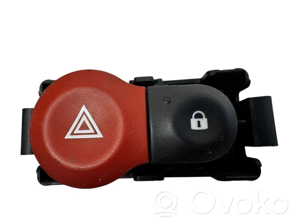 Renault Clio III Hazard light switch 