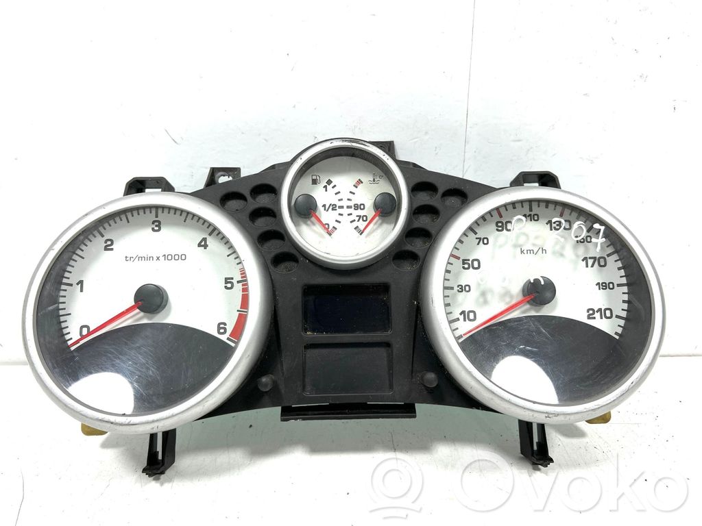 Peugeot 207 Speedometer (instrument cluster) 