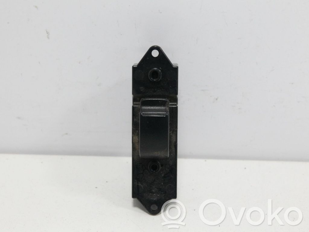 Citroen C-Crosser Electric window control switch 