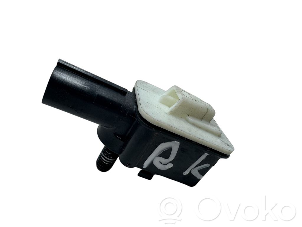 Opel Astra K Airbagsensor Crashsensor Drucksensor 