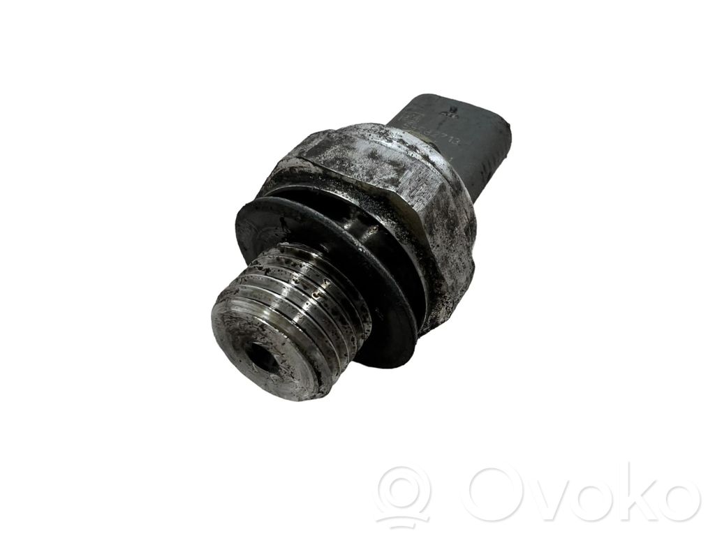 Opel Corsa E Oil pressure sensor 