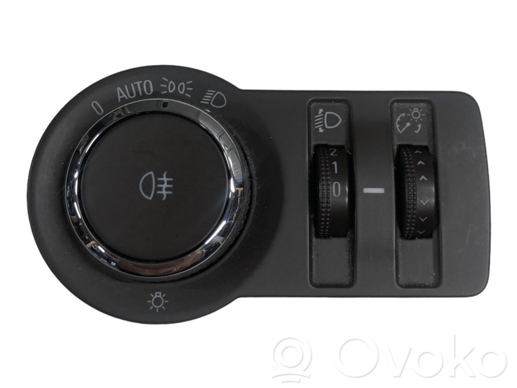 Opel Insignia A Interruptor de luz 