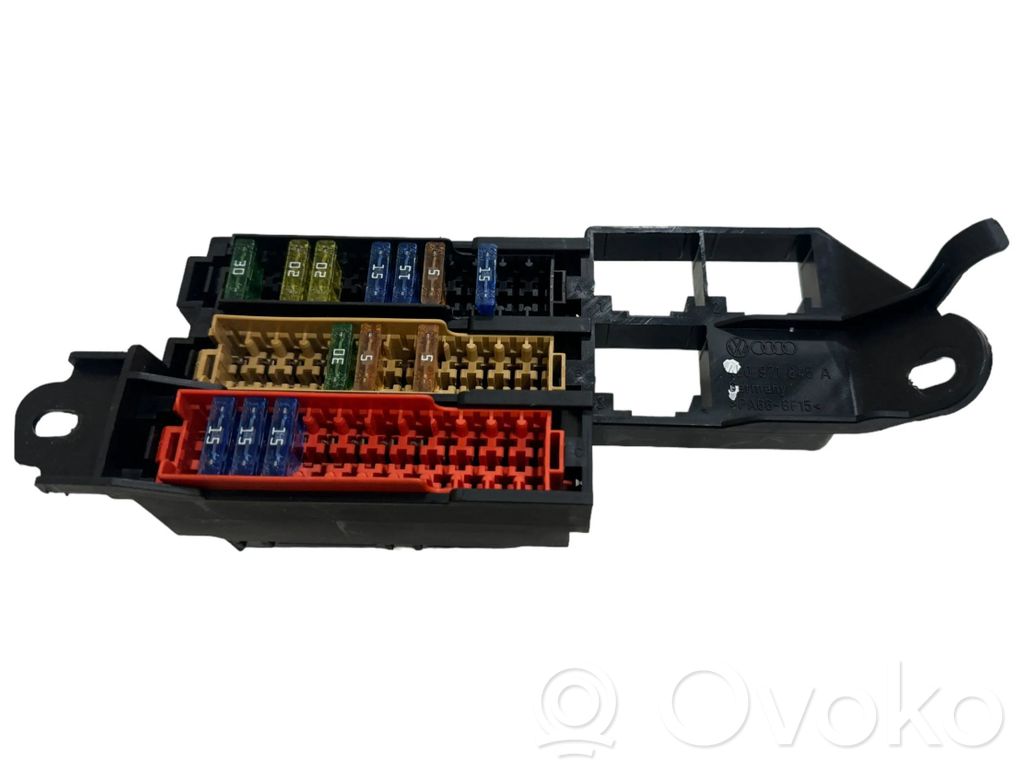 Audi Q7 4L Módulo de fusible 