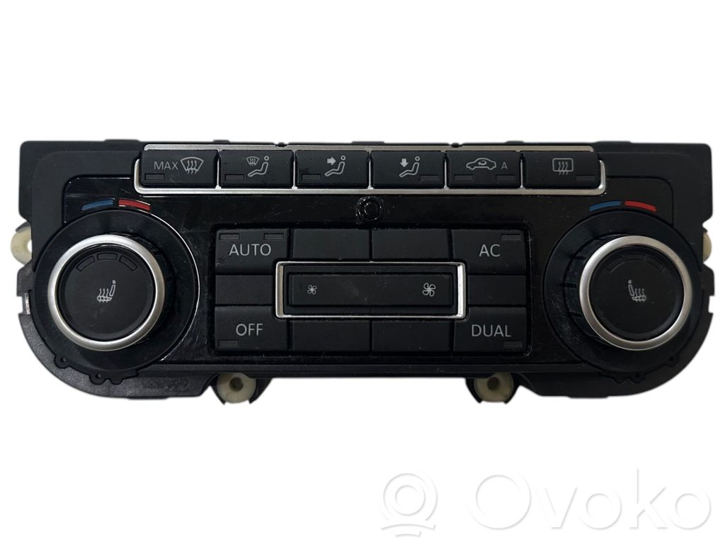 Volkswagen Golf VI Climate control unit 