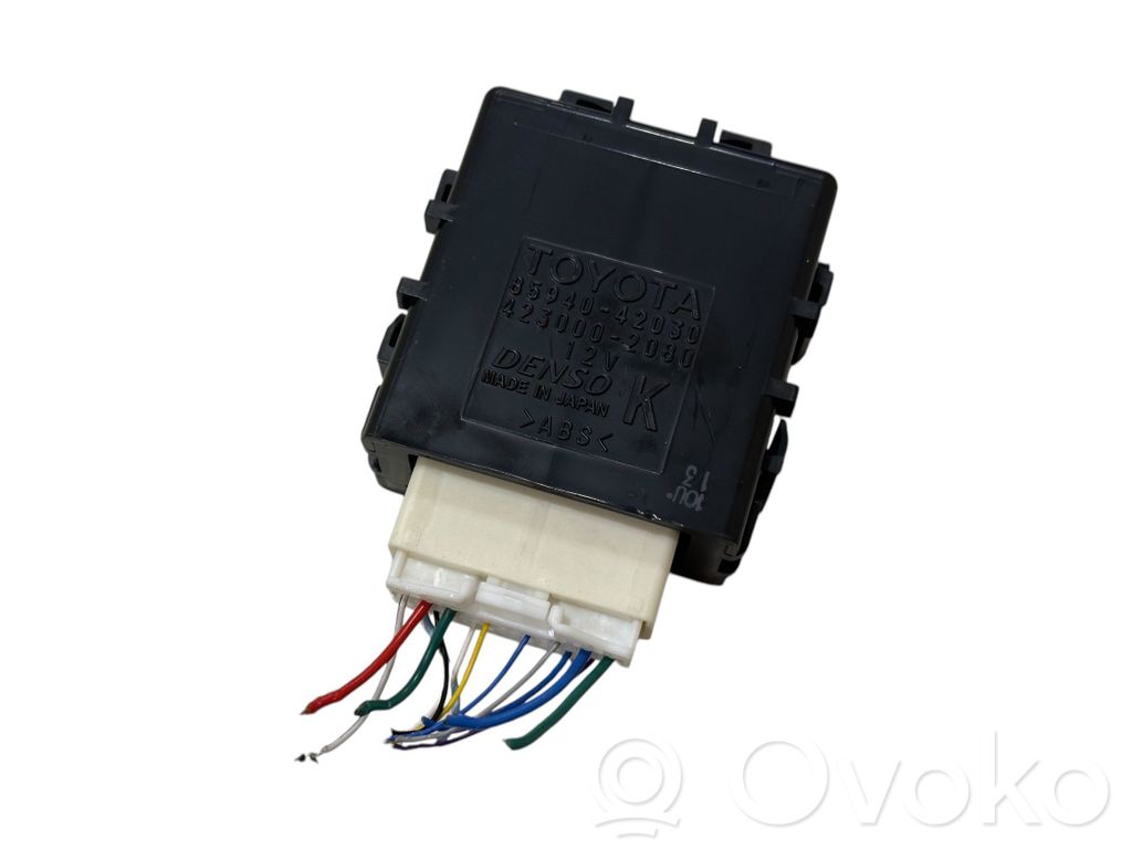 Toyota RAV 4 (XA40) Window control relay 