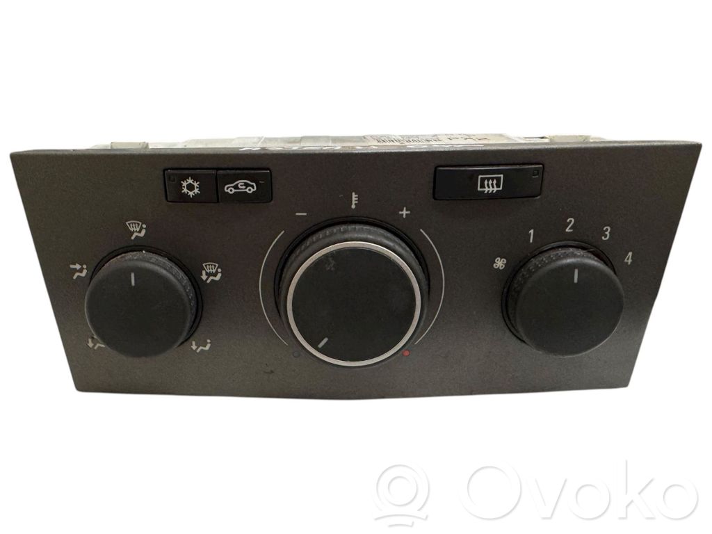 Opel Astra H Climate control unit 