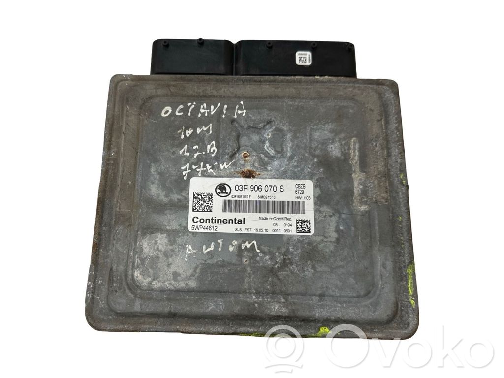 Skoda Octavia Mk2 (1Z) Engine control unit/module 