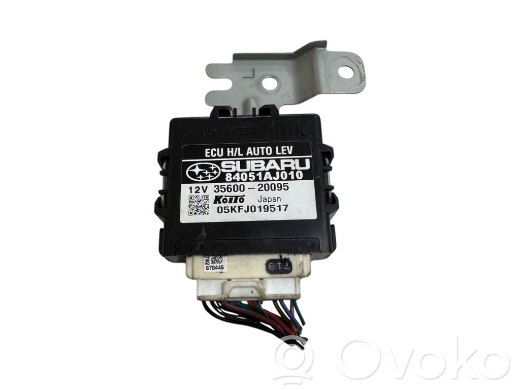 Subaru Outback Light module LCM 