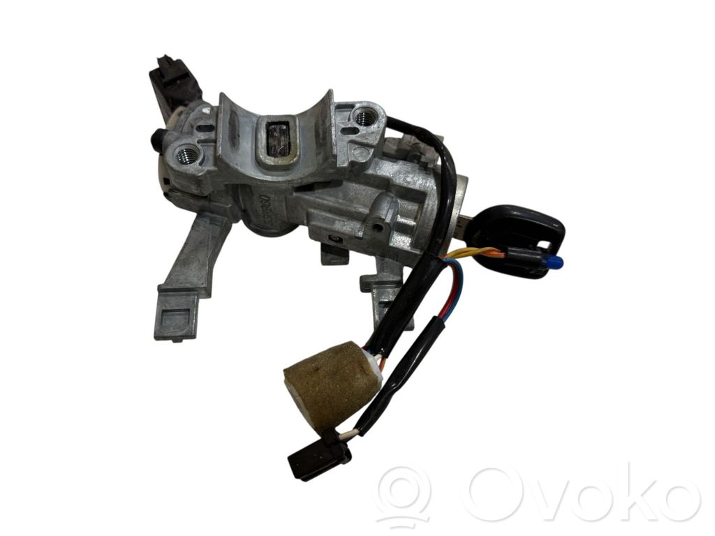 Mitsubishi Pajero Ignition lock 
