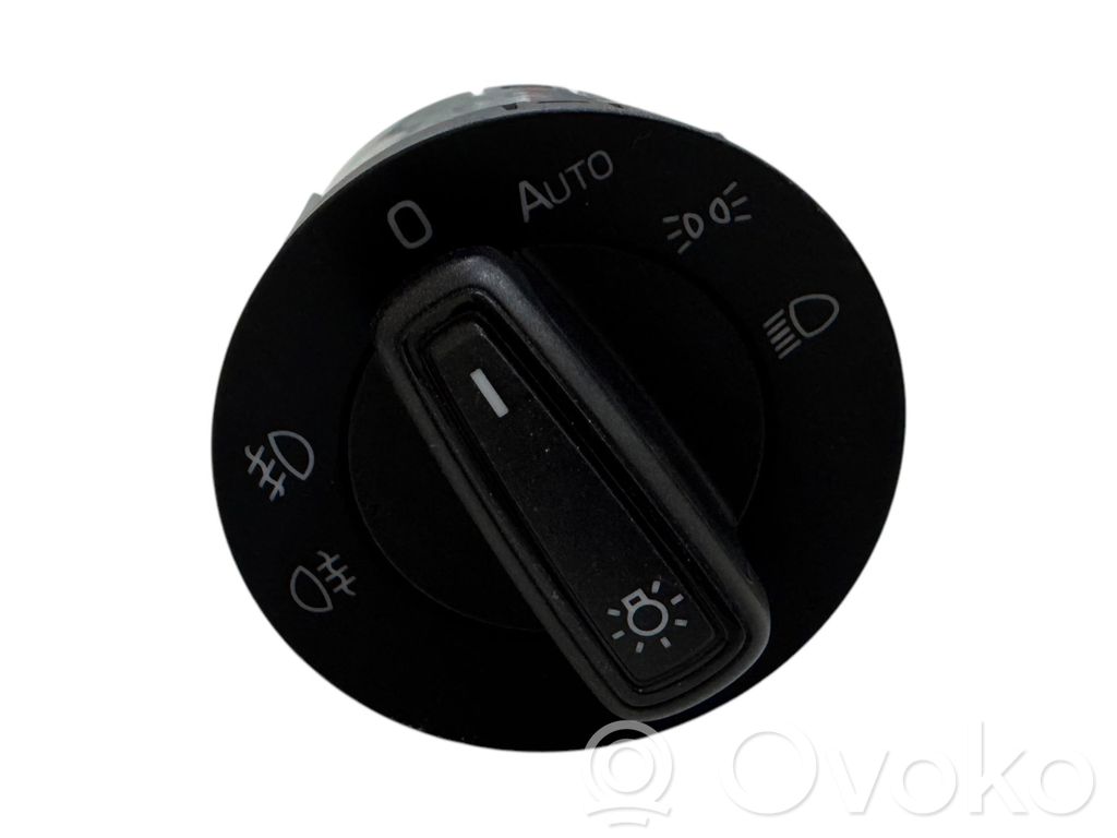 Skoda Octavia Mk3 (5E) Light switch 