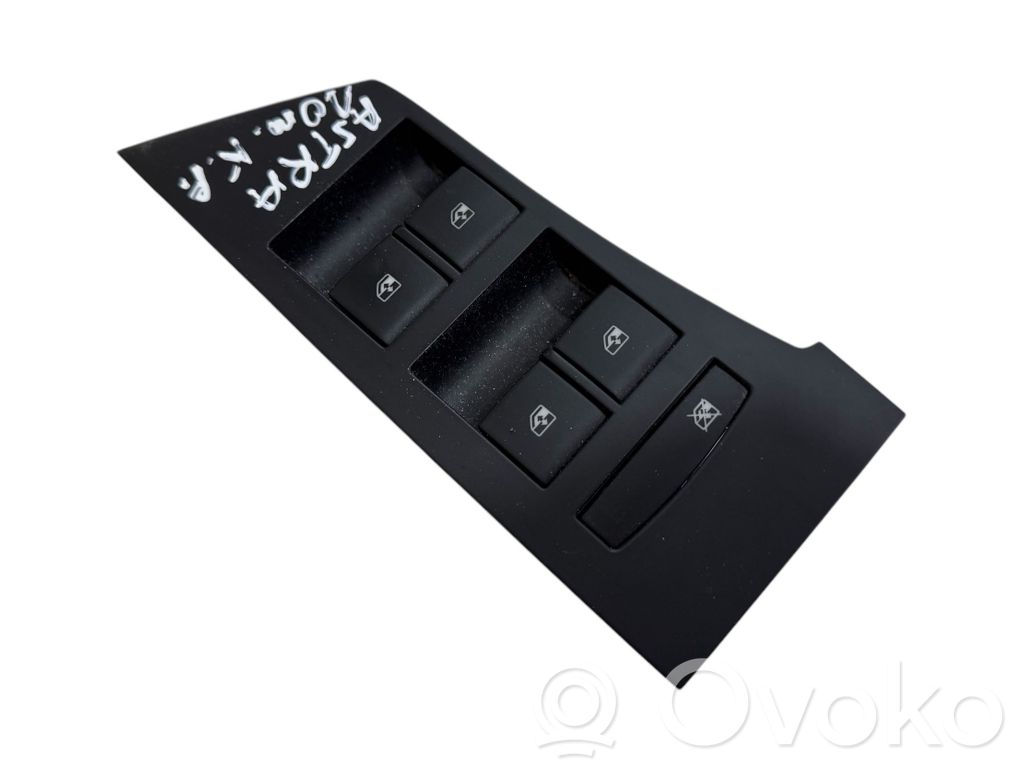 Opel Astra H Electric window control switch 