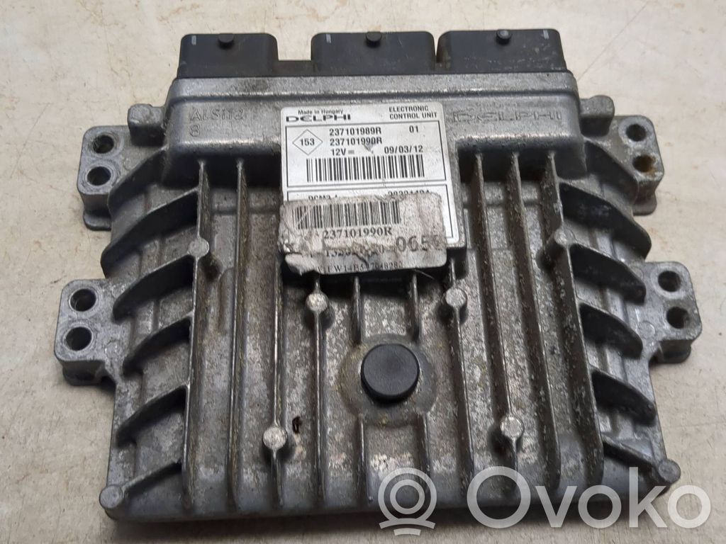 Renault Captur Engine control unit/module 