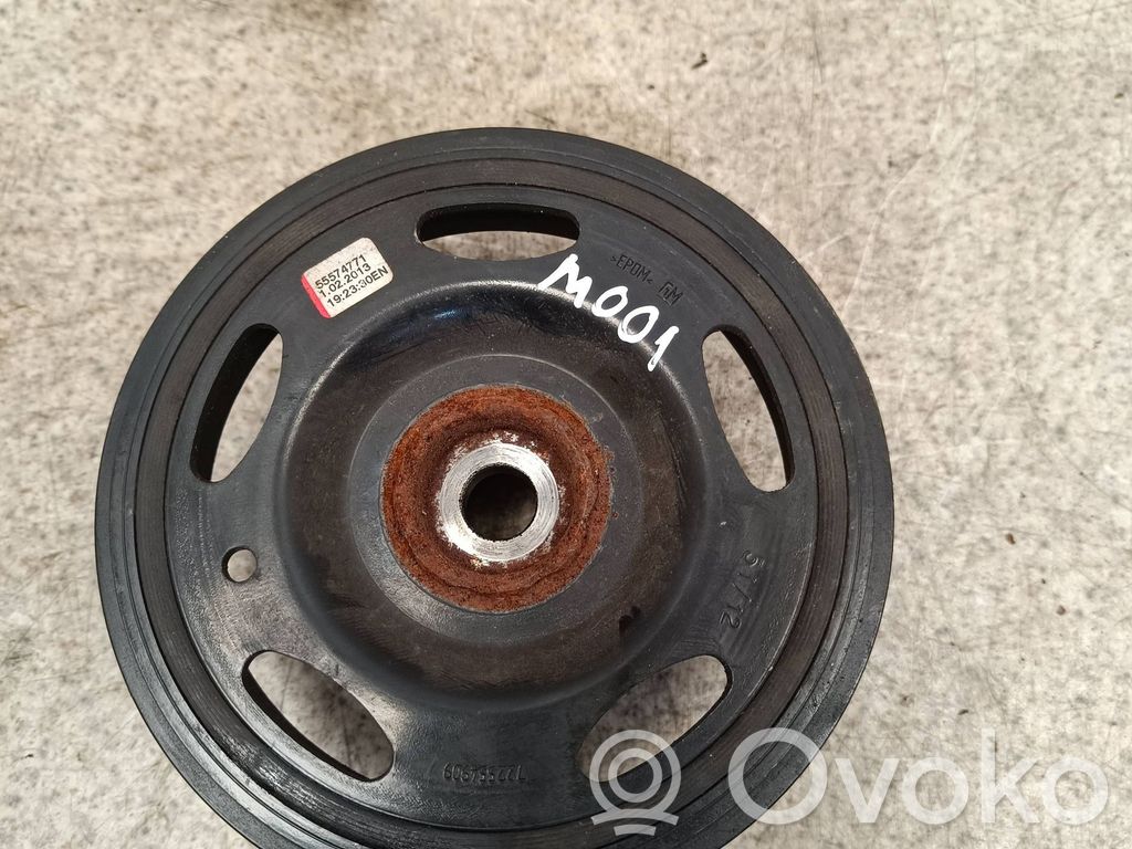 Opel Zafira C Crankshaft pulley 