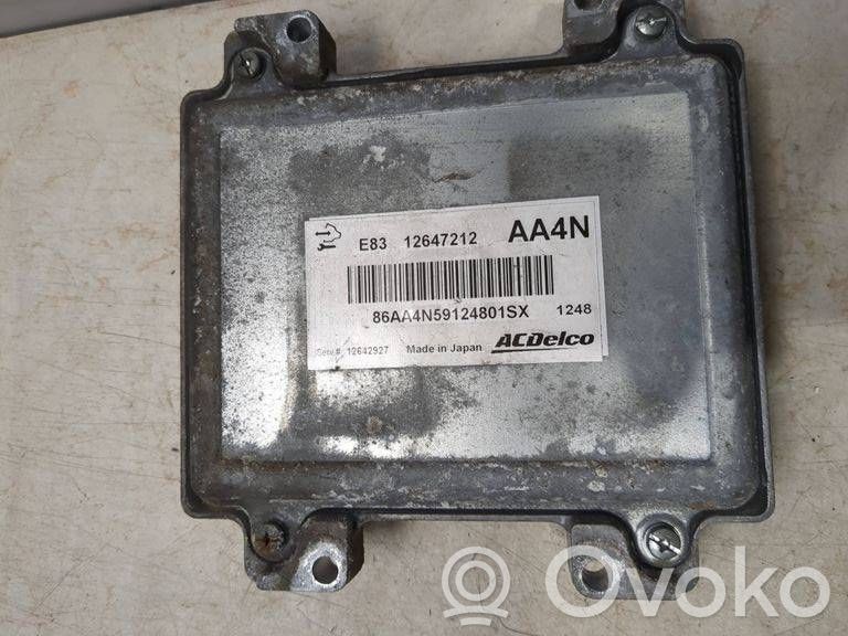 Opel Meriva B Engine control unit/module 