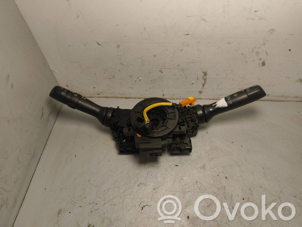 Subaru Forester SJ Wiper turn signal indicator stalk/switch 