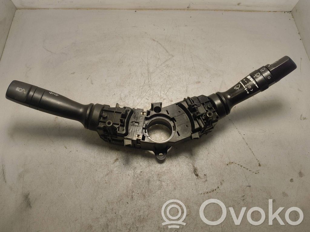 Hyundai ix35 Interruptor/palanca de limpiador de luz de giro 