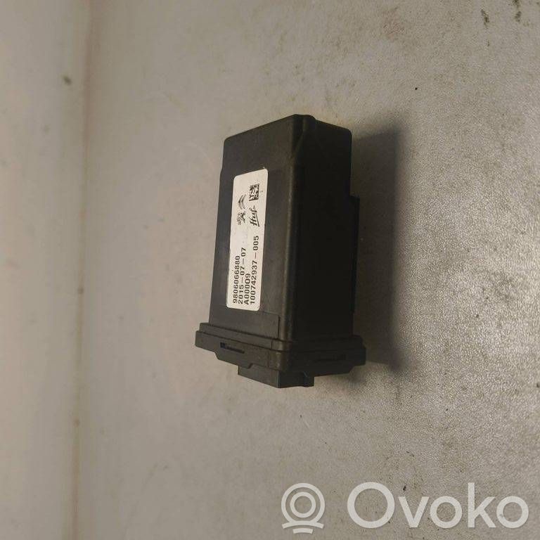 Citroen C4 II Sonstige Steuergeräte / Module 