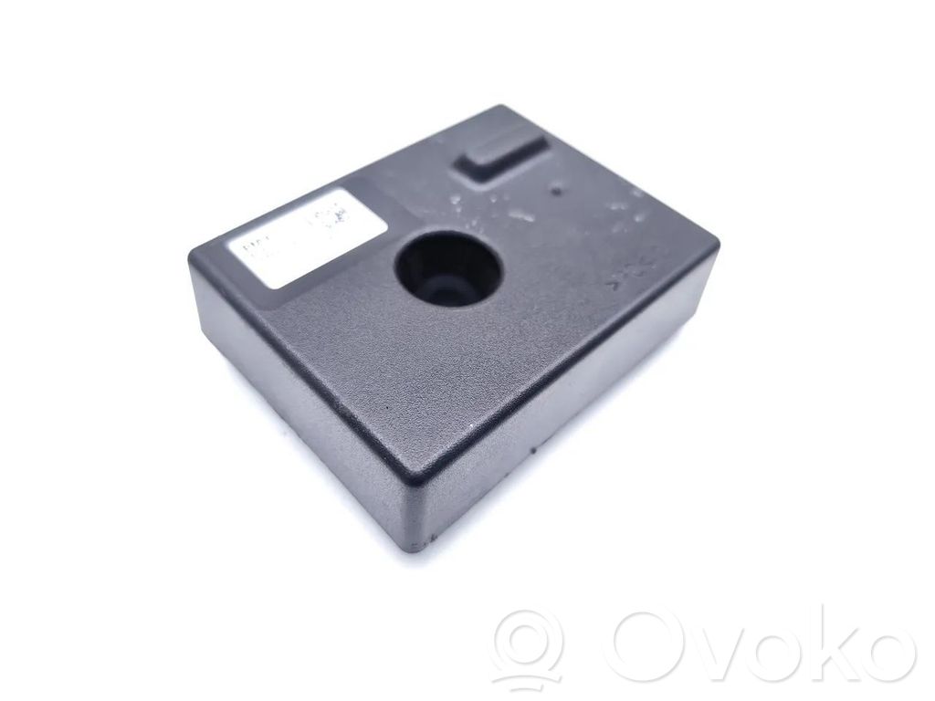 BMW 4 F32 F33 Antenos stiprintuvas 