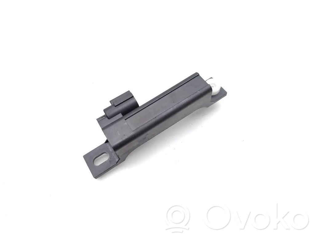 Nissan Pulsar Interior comfort aerial antenna 