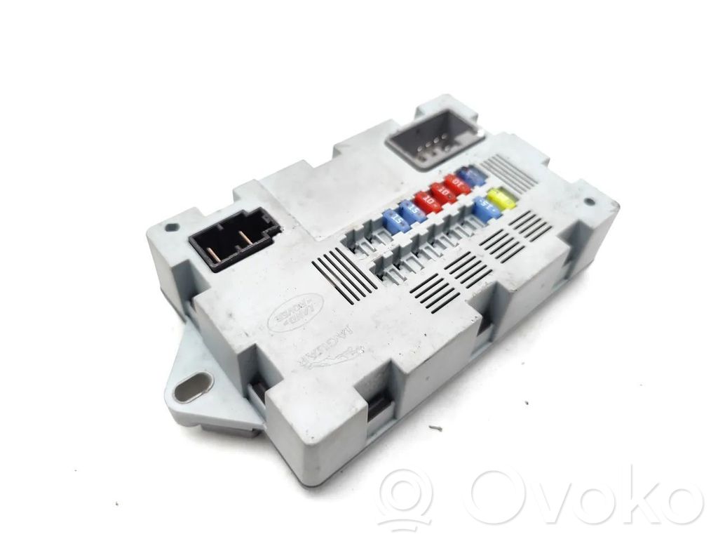 Land Rover Discovery Sport Fuse module 