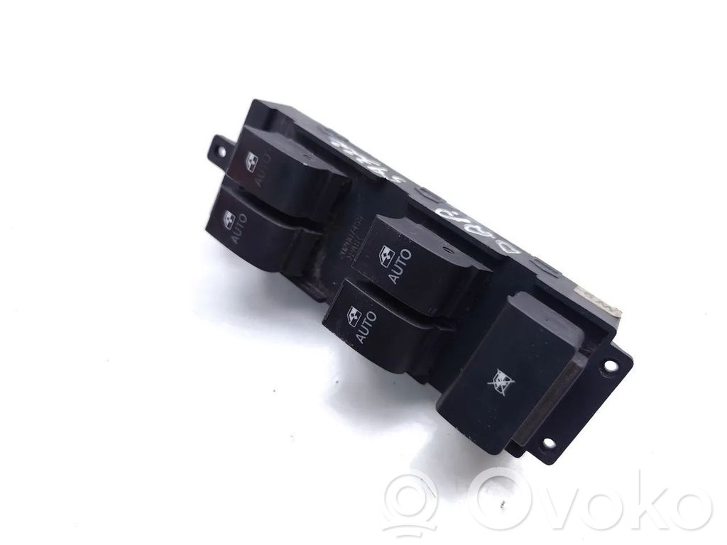 Opel Antara Electric window control switch 