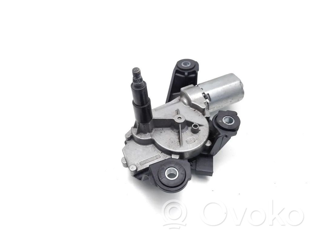 Nissan Qashqai Galinio stiklo valytuvo varikliukas 