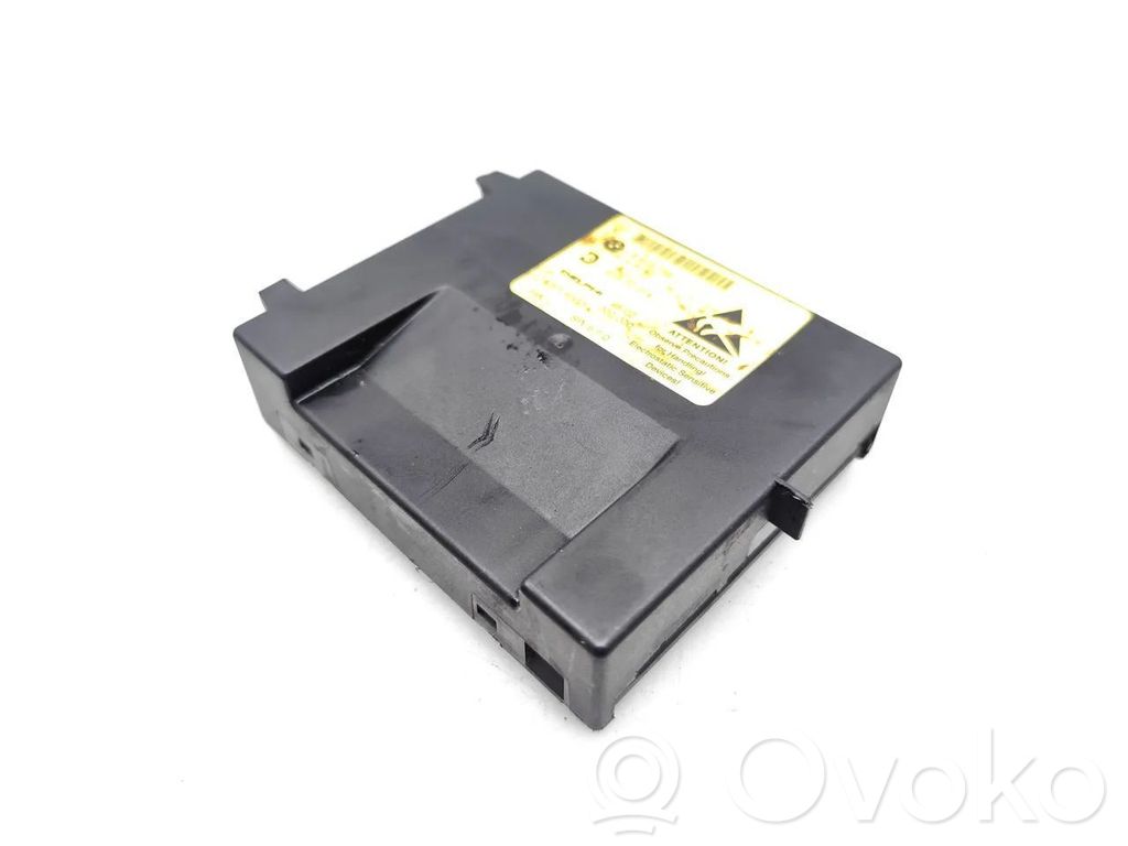 BMW 7 E65 E66 Center console control module 