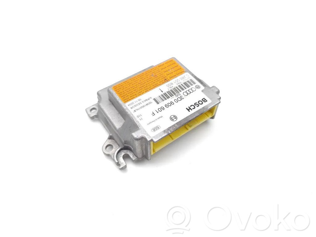 Volkswagen Touareg I Airbag control unit/module 