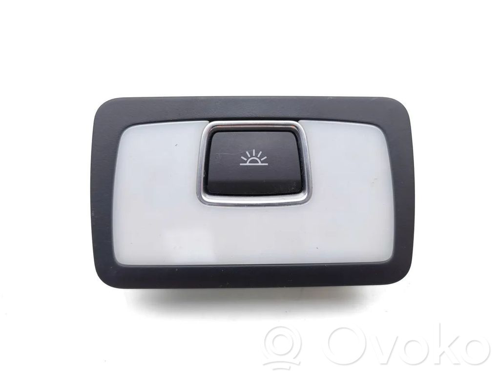 Audi Q7 4L Luz del asiento trasero 