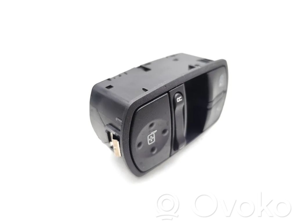 Opel Corsa E Electric window control switch 