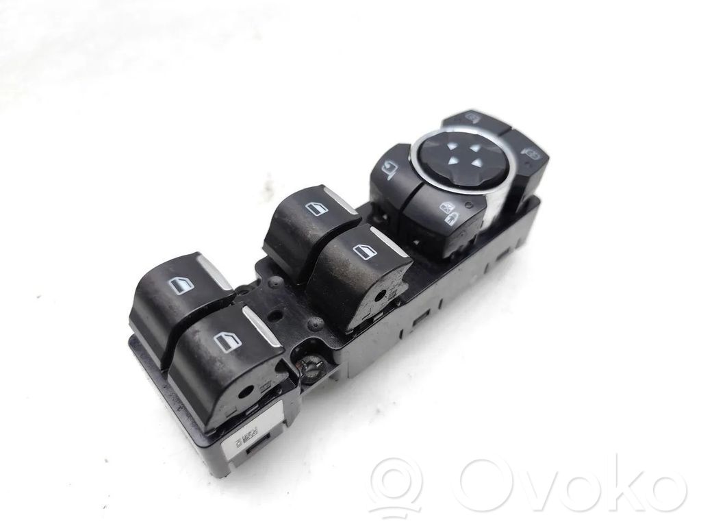 Ford Galaxy Electric window control switch 