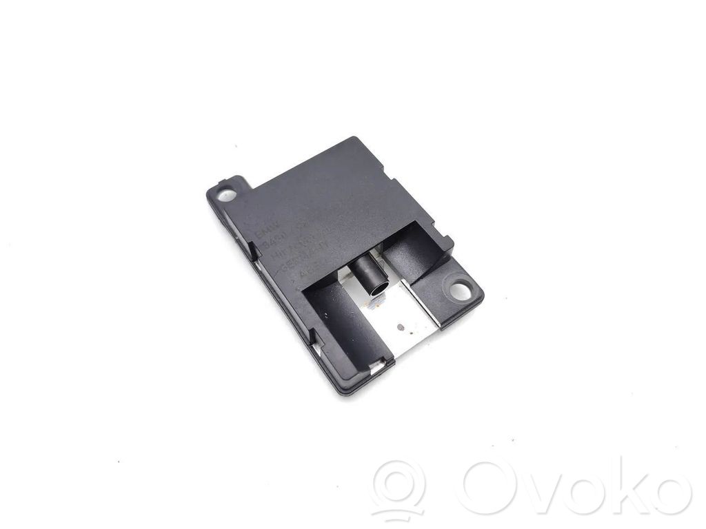 BMW 7 E65 E66 Antenos stiprintuvas 