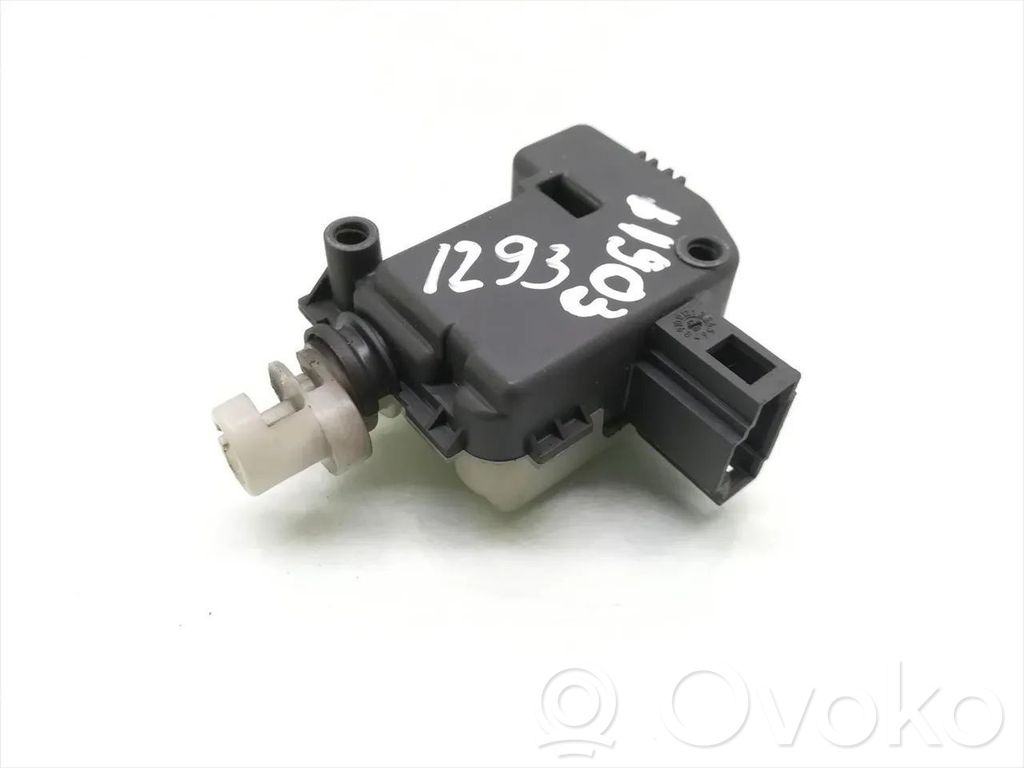 Skoda Octavia Mk2 (1Z) Stellmotor Tankdeckel Tankklappe 