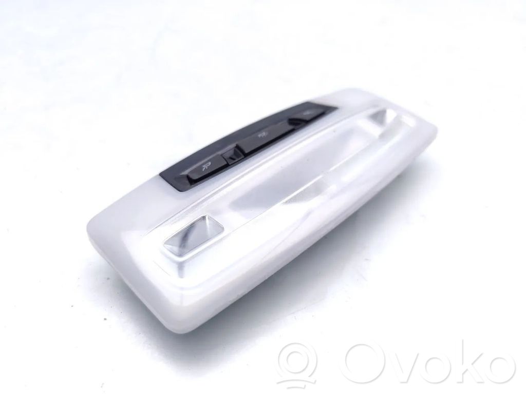 BMW 3 F30 F35 F31 Lampka podsufitki tylna 