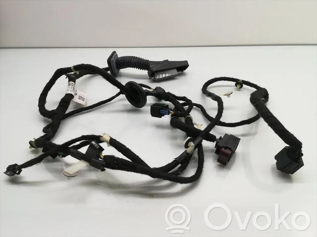 Opel Mokka Wiązka przewodów drzwi 