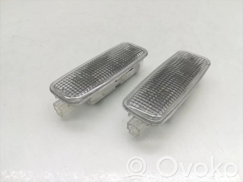 Audi A8 S8 D3 4E Front door interior light 